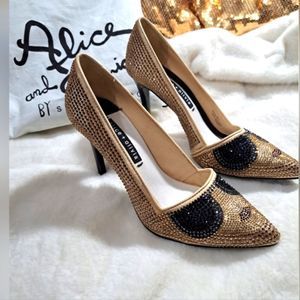 NWOT Alice + Olivia Embellished Heel